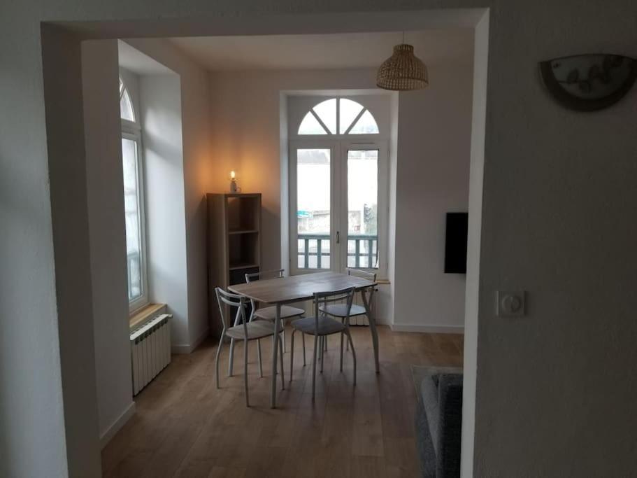 Appartement Cosy Entierement Renove Bagnères-de-Bigorre Exterior foto